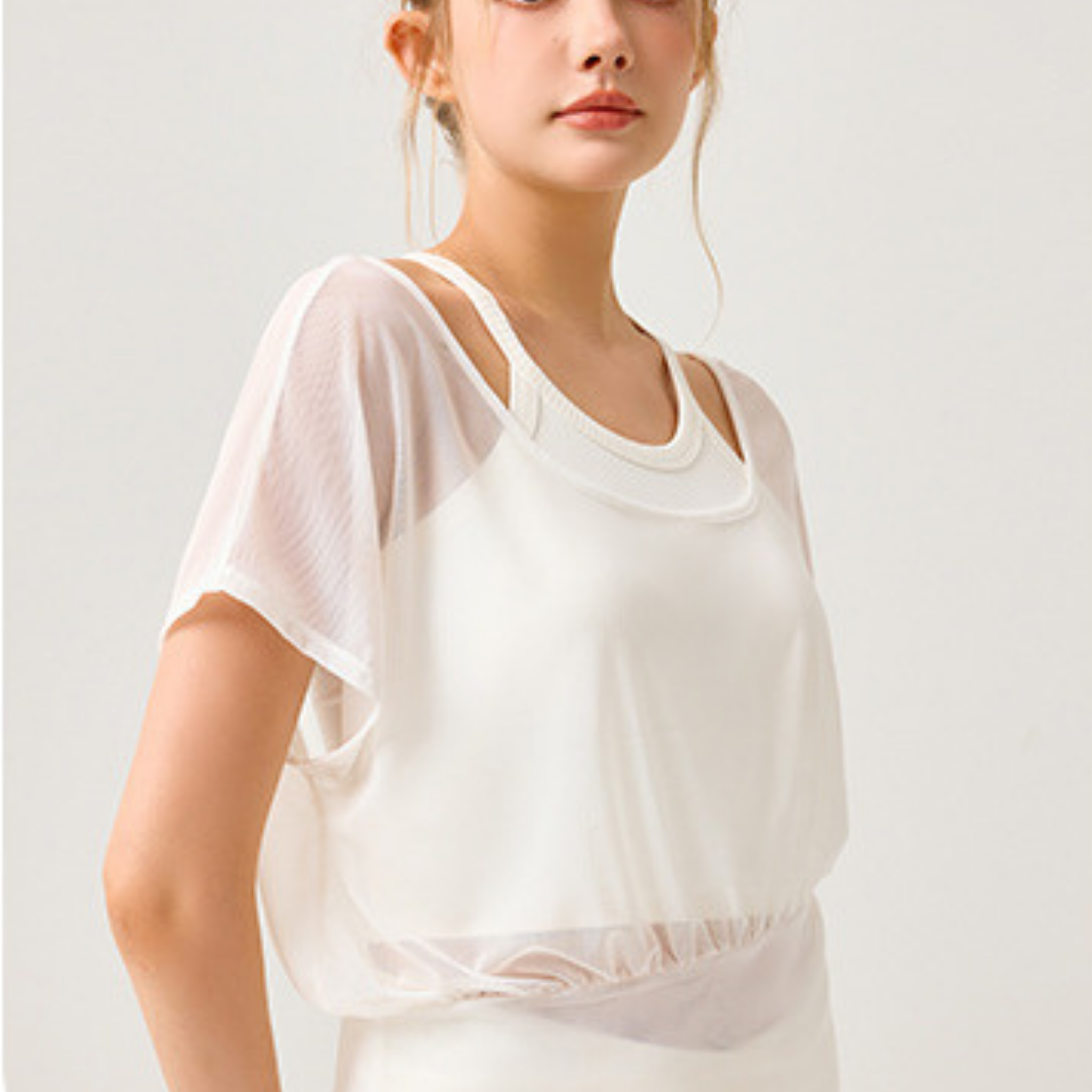 オールメッシュ　ヨガTシャツ