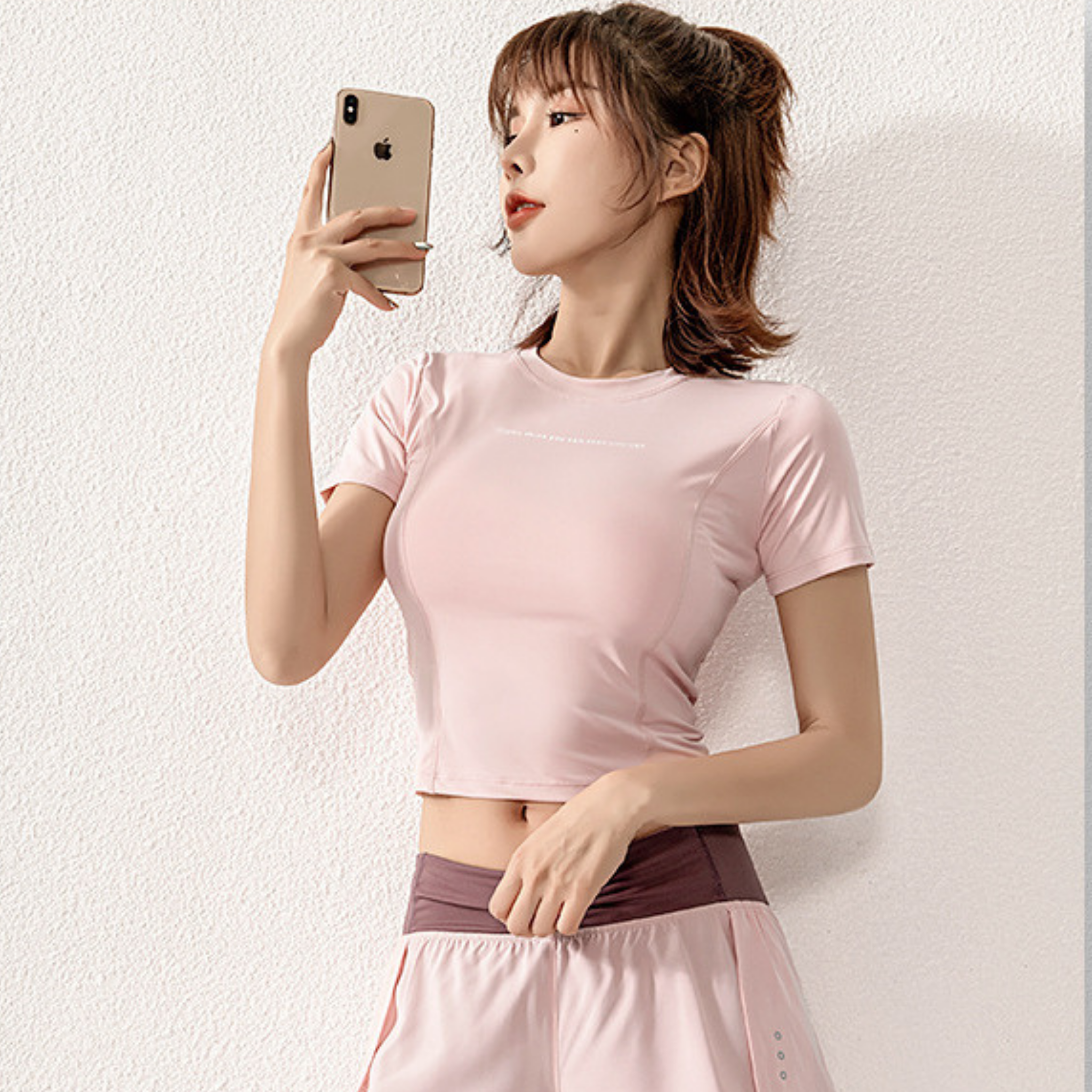 シンプルフィットネスシャツ