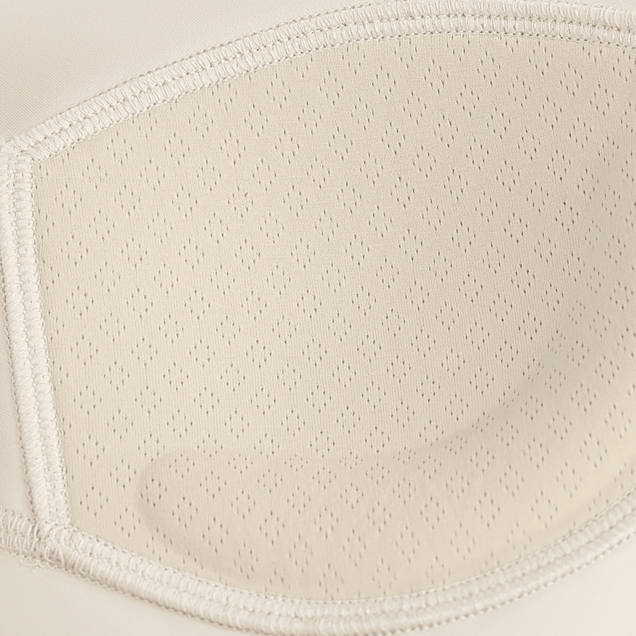 胸パッド付　フェイクツーピース　長袖ラップトップス