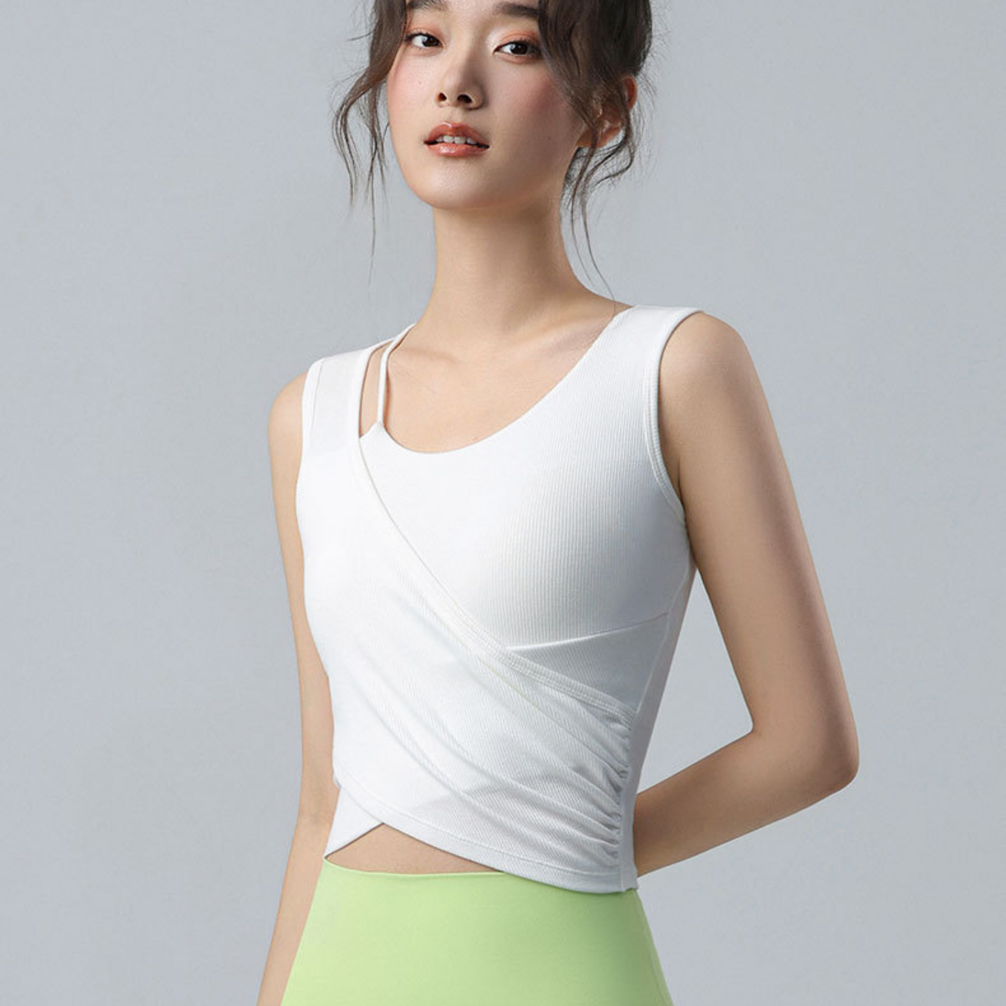 アシンメトリー　胸パッド付　タンクトップ