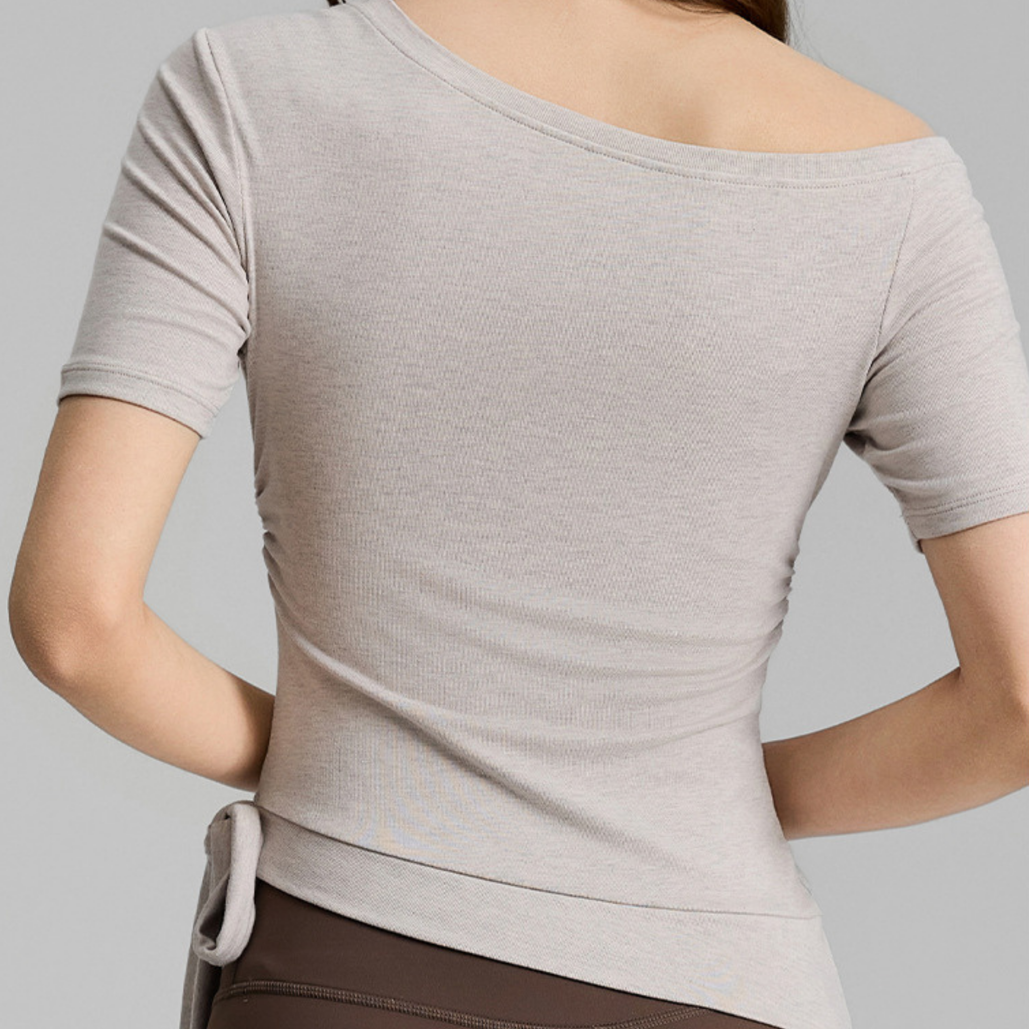 オフショルダー　リブ編み　半袖トップス