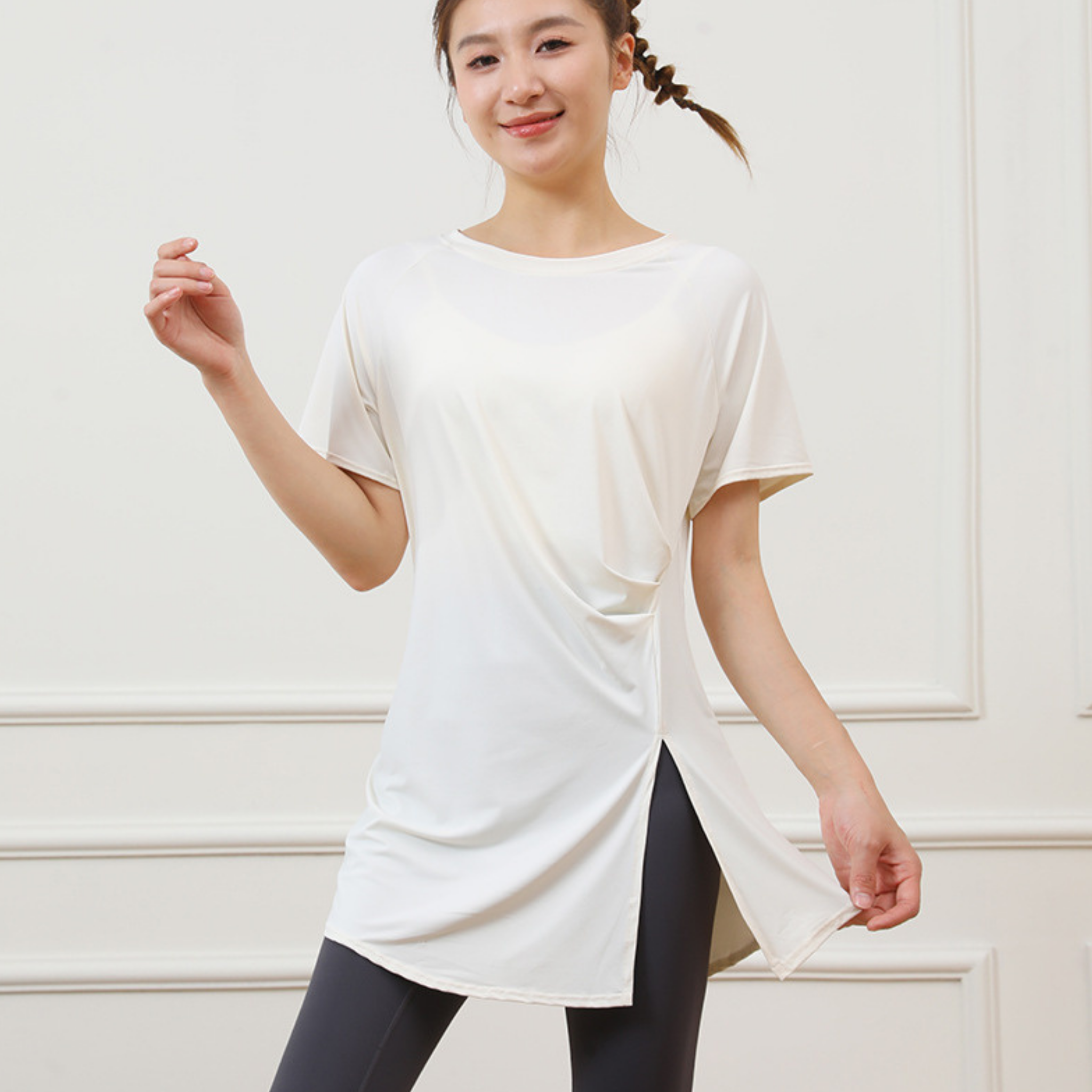 ヒップカバー　スリムフィット　半袖Tシャツ