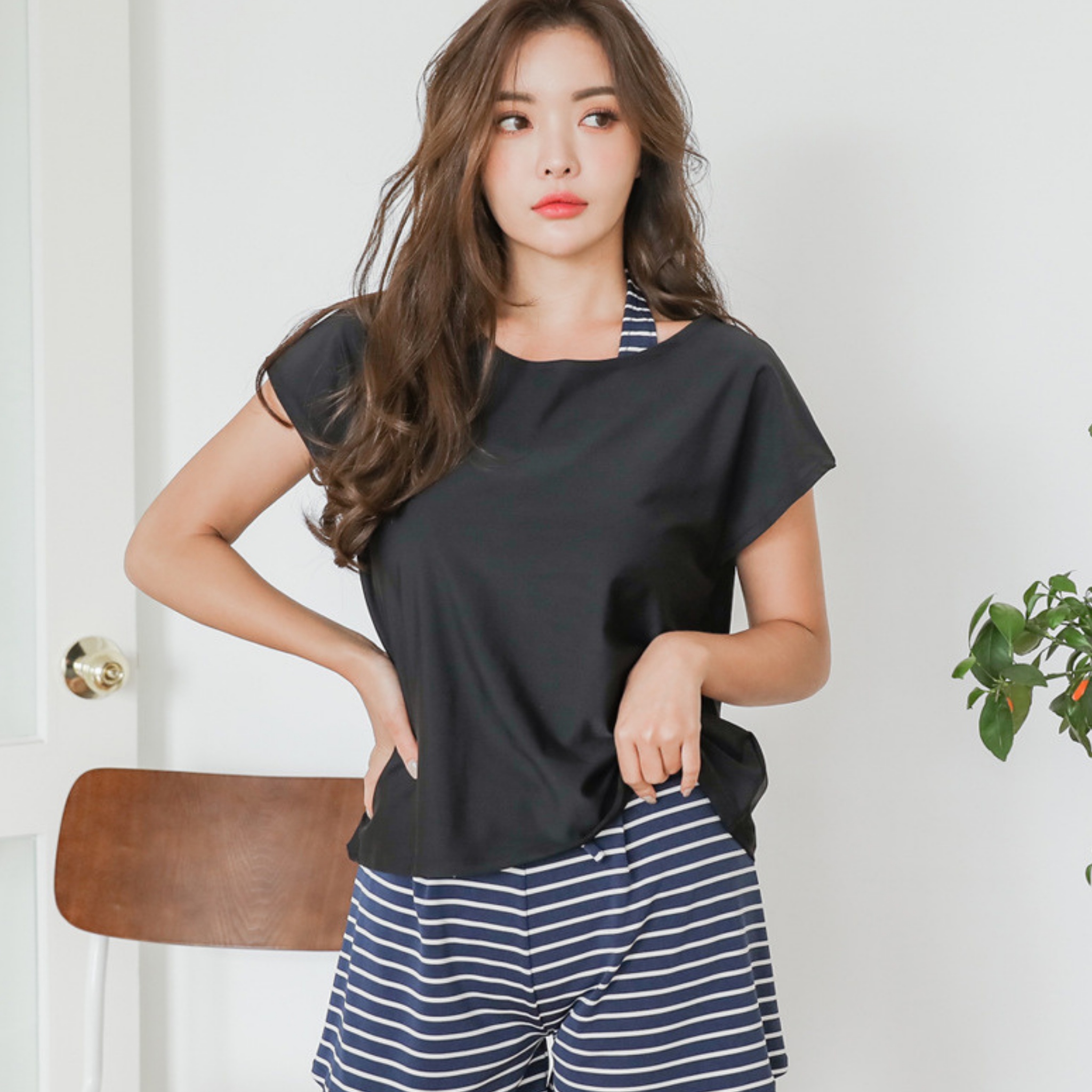 ハーフパンツ付き・羽織Tシャツタンキニ4点　サウナ　スイムウェアセット