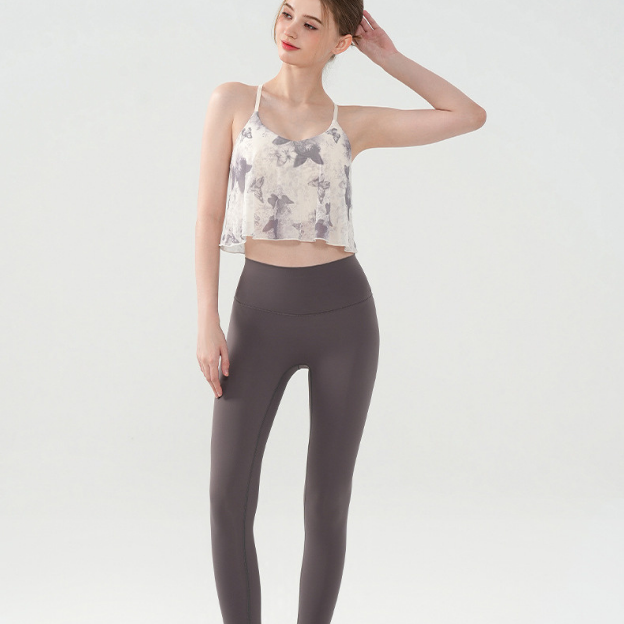 胸パッド付　クロスバック　フリルブラキャミソール