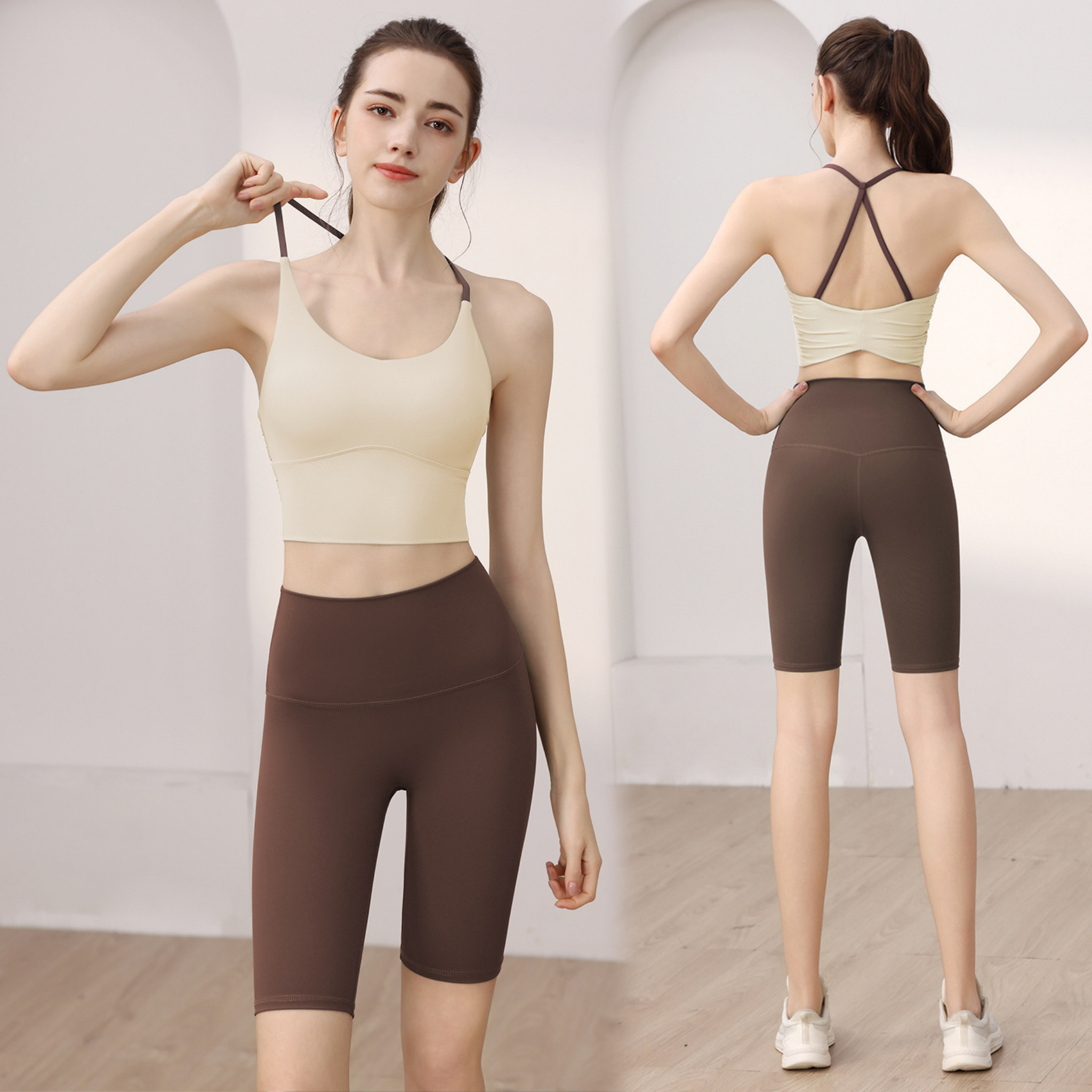 スリムストラップ　フィットネス　スポーツブラ