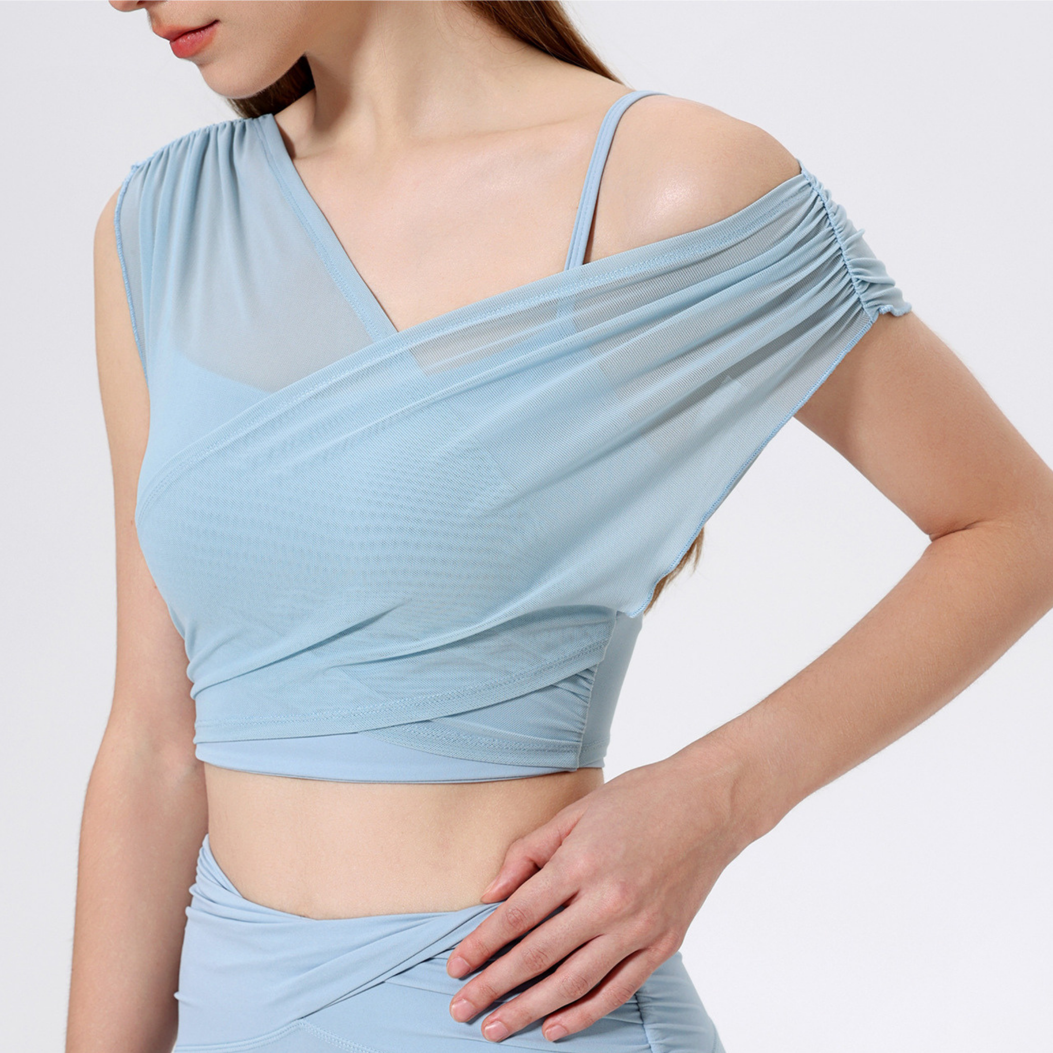 胸パッド付　メッシュフェイクツーピース　半袖　ヨガトップス