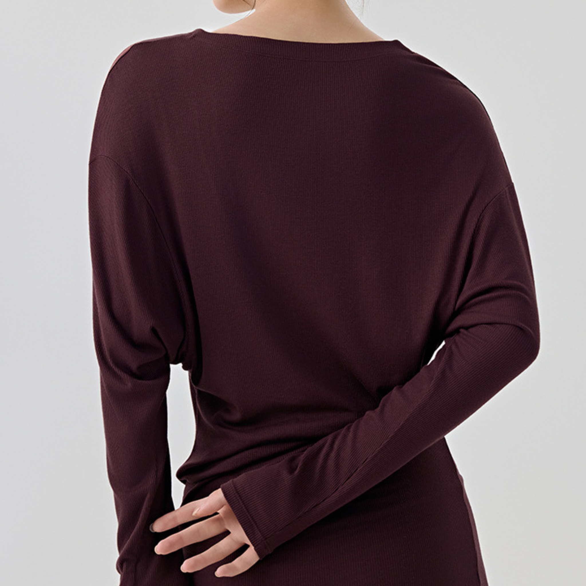 Uネック　フィットネスロングスリーブ