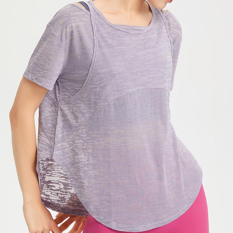 オフショルダー Tシャツ
