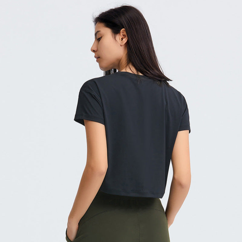 シンプルTシャツ　ショート丈